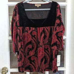 NEW Women's Plus 2X Notations Velvet Red Printed Paisley Top